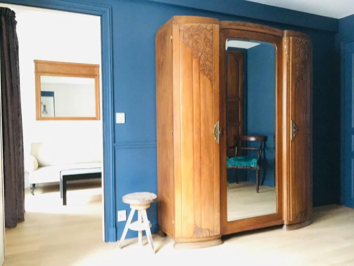 Elegant And Cosy Flat Near Montmartre
