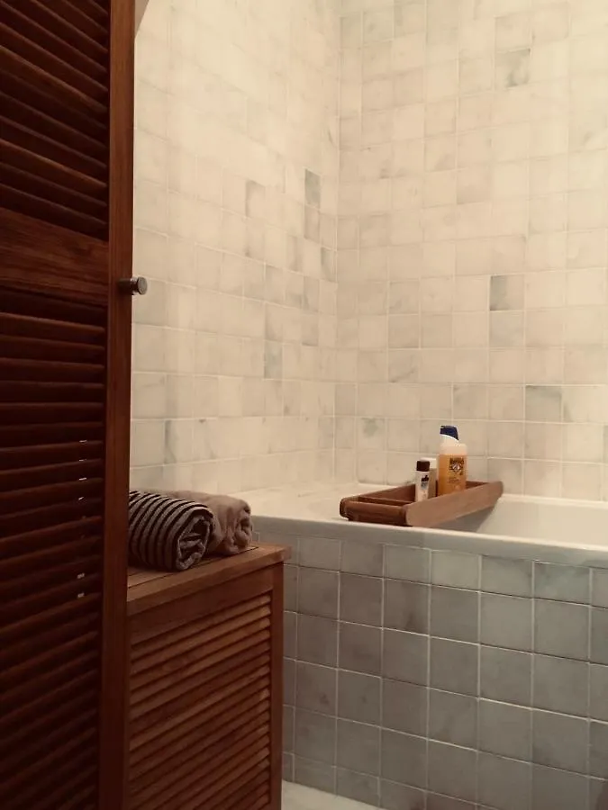 Elegant And Cosy Flat Near Montmartre アパート