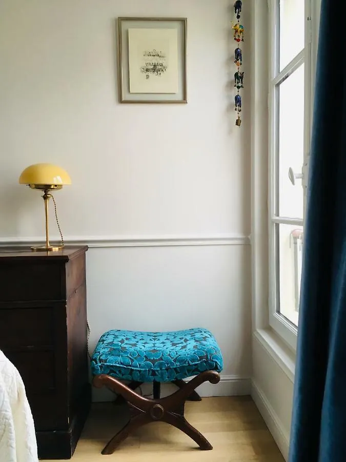 Elegant And Cosy Flat Near Montmartre アパート パリ