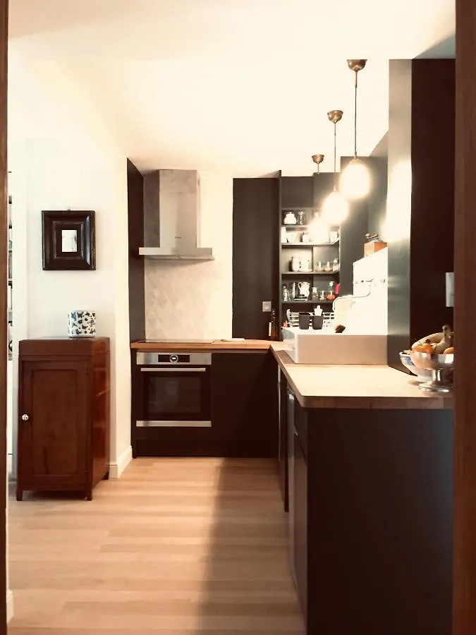 Elegant And Cosy Flat Near Montmartre アパート